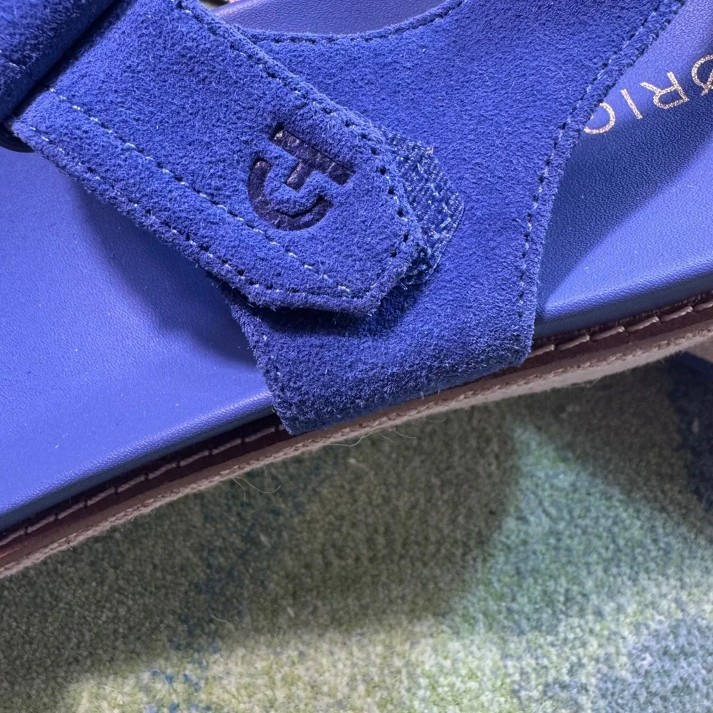 Cole Haan OriginalGrand Blue Suede Platform Wedge Sandals W32542 Womens 8.5 B